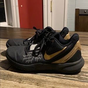 Nike Kyrie FlyTrap II Black/Gold